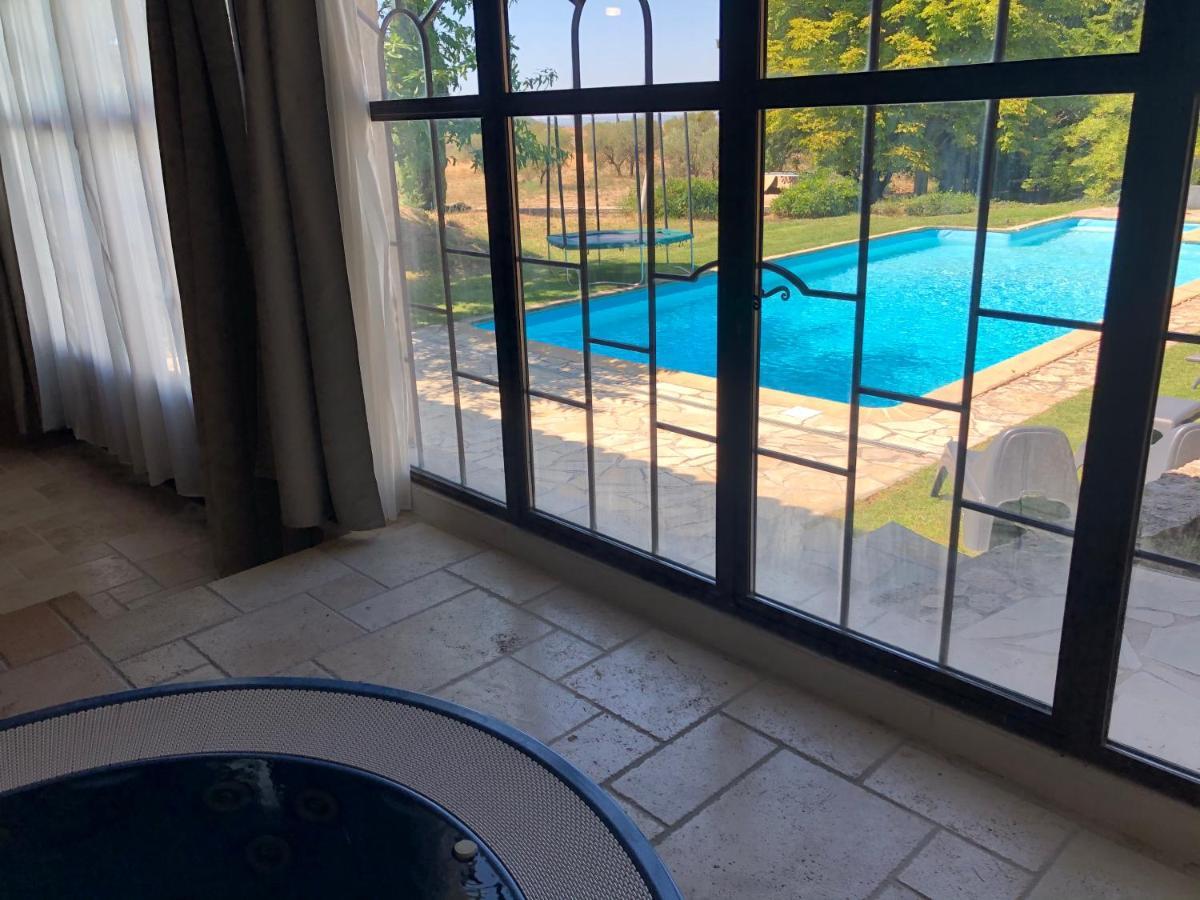 Le Pool House - Private Jacuzzi - Mas Des Sous Bois Hotel Ventabren Buitenkant foto