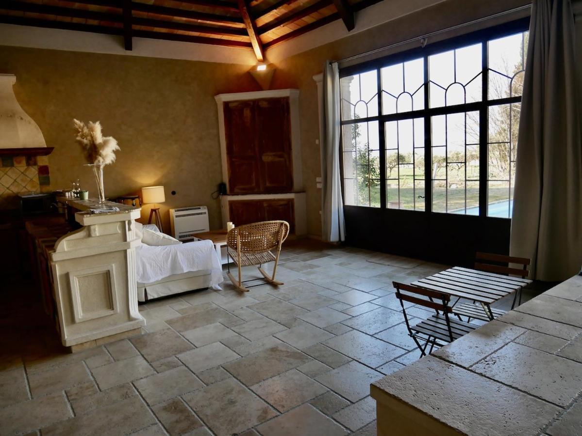 Le Pool House - Private Jacuzzi - Mas Des Sous Bois Hotel Ventabren Buitenkant foto
